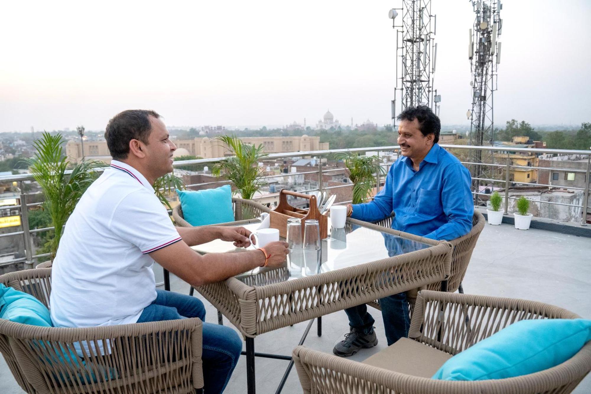 Hotel Sun Grand Agra  Eksteriør billede