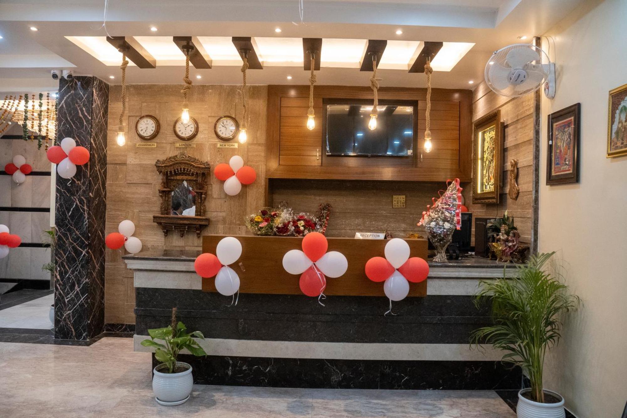 Hotel Sun Grand Agra  Eksteriør billede